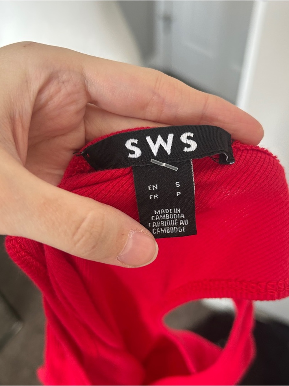 Y2K “SWS” Plain Red Ribbed Tank Top - Picture 6 of 7